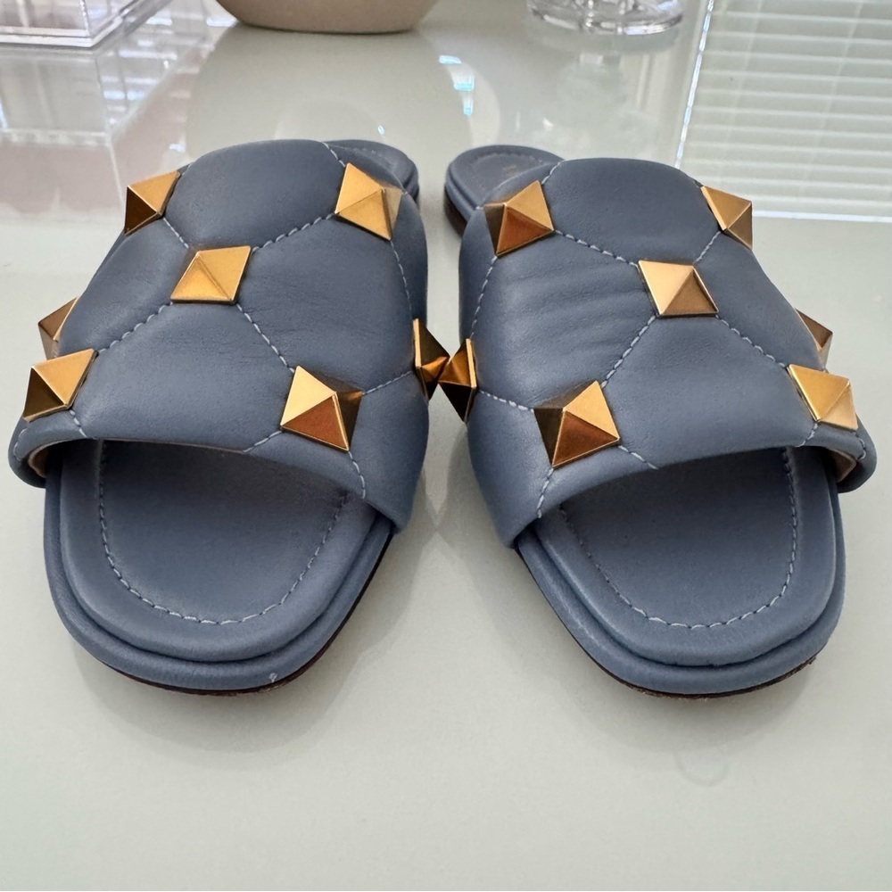 Valentino Roman Stud Flat Slide Sandal In Quilted Nappa Slipper size 38 /8 - Picture 3 of 14